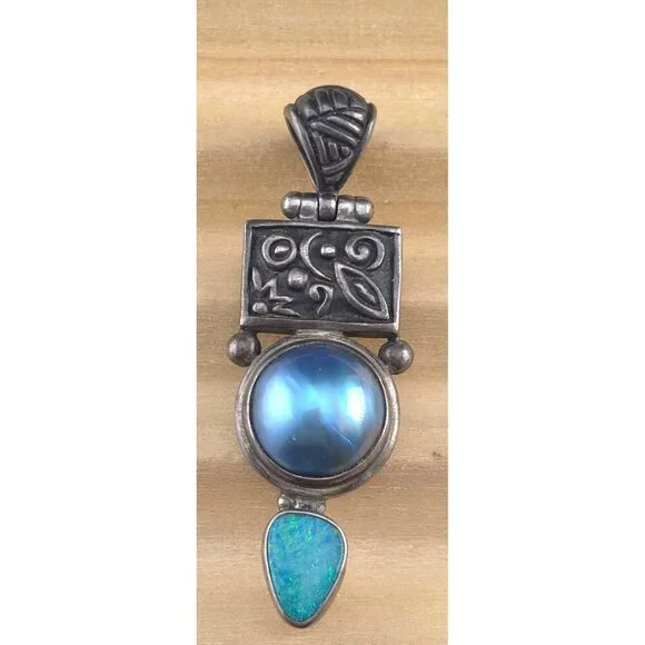 Vintage Sterling Silver Pendant Blue Pearl & Opal Artisan Intricate Engravings - Picture 1 of 8